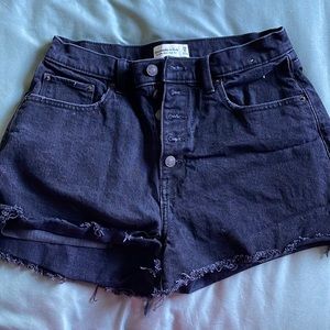 Abercrombie the mom short high rise curve love